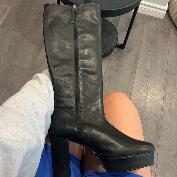 L’Intervalle Black Leather Boots - Picture 3 of 8